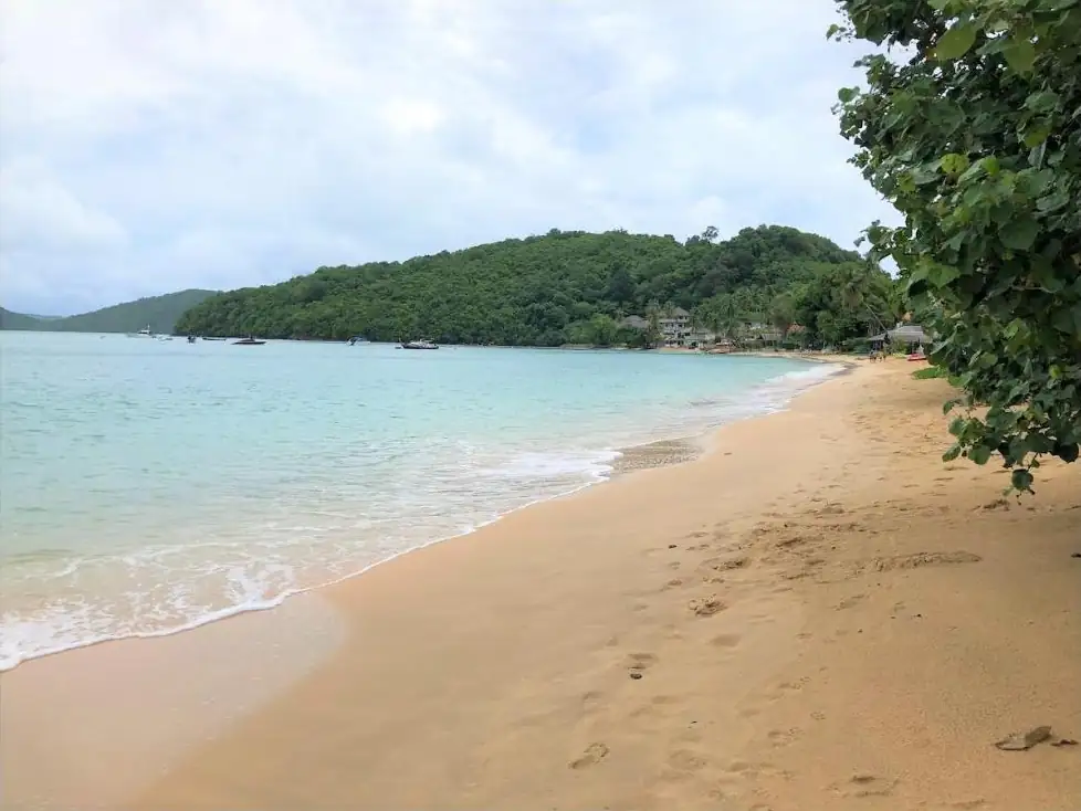 Ao Yon Beach: soft sand, clear turquoise water and green hills